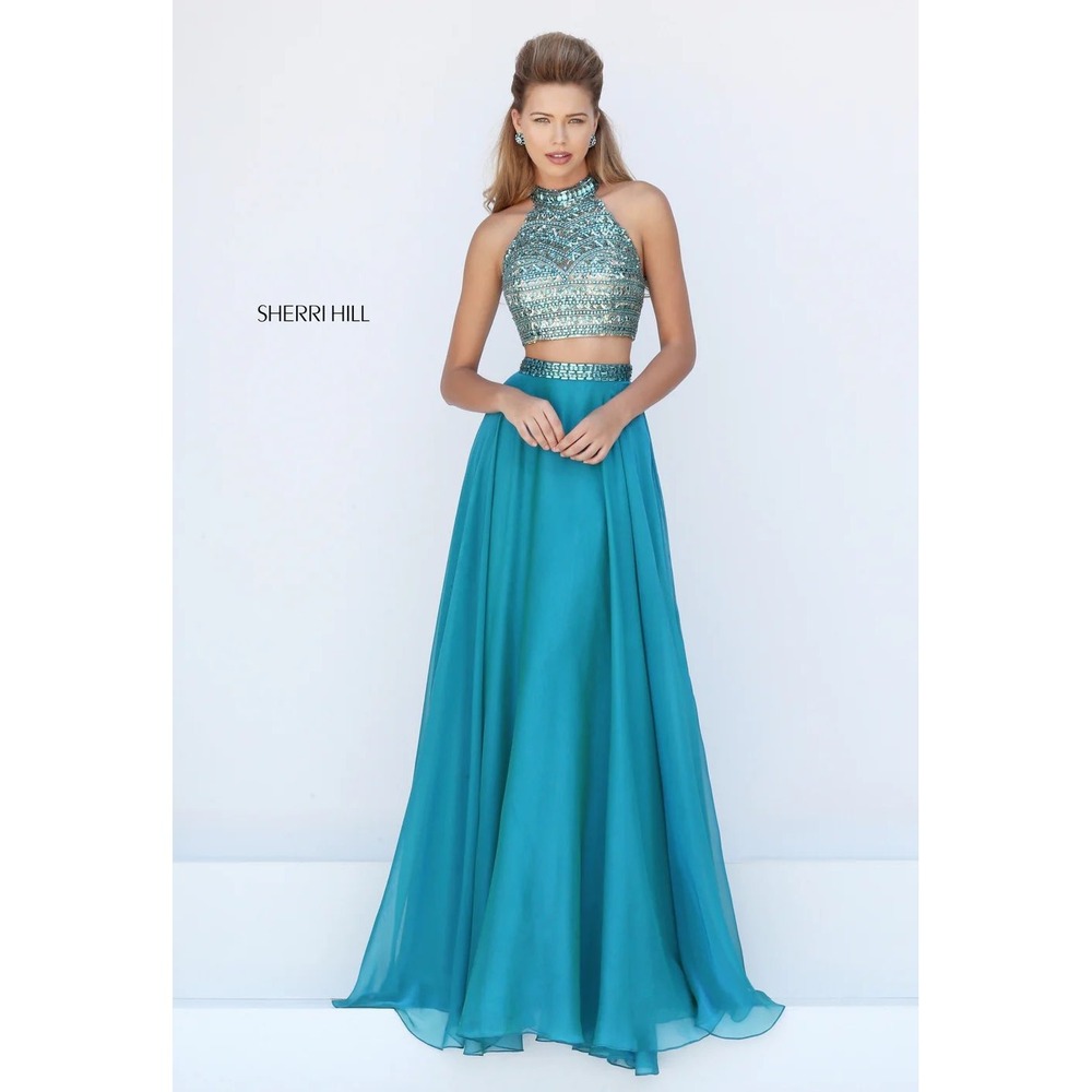 NWT Sherri Hill 50096 Jade Beaded Halter Crop‎ Top & Chiffon Skirt Set Size 2